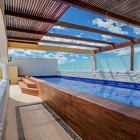 We Playa Hotel Playa del Carmen Exterior photo