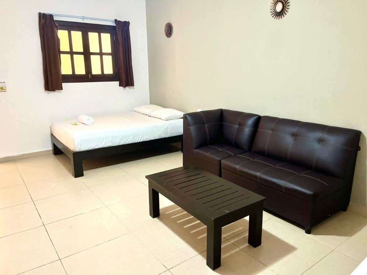We Playa Hotel Playa del Carmen Exterior photo