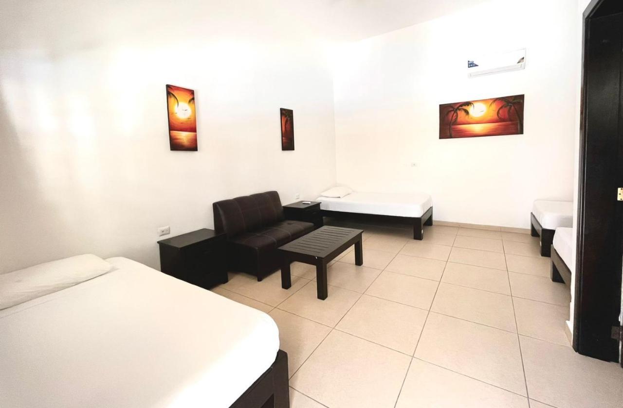 We Playa Hotel Playa del Carmen Exterior photo